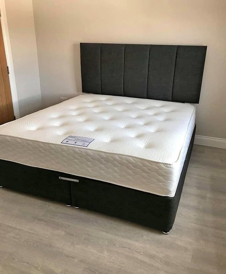 Luxurious Upholstered Divan Bed Set with Cubed Headboard & Mattress