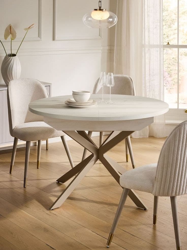 Bronx White 4 to 6 Seater Extending Round Dining Table