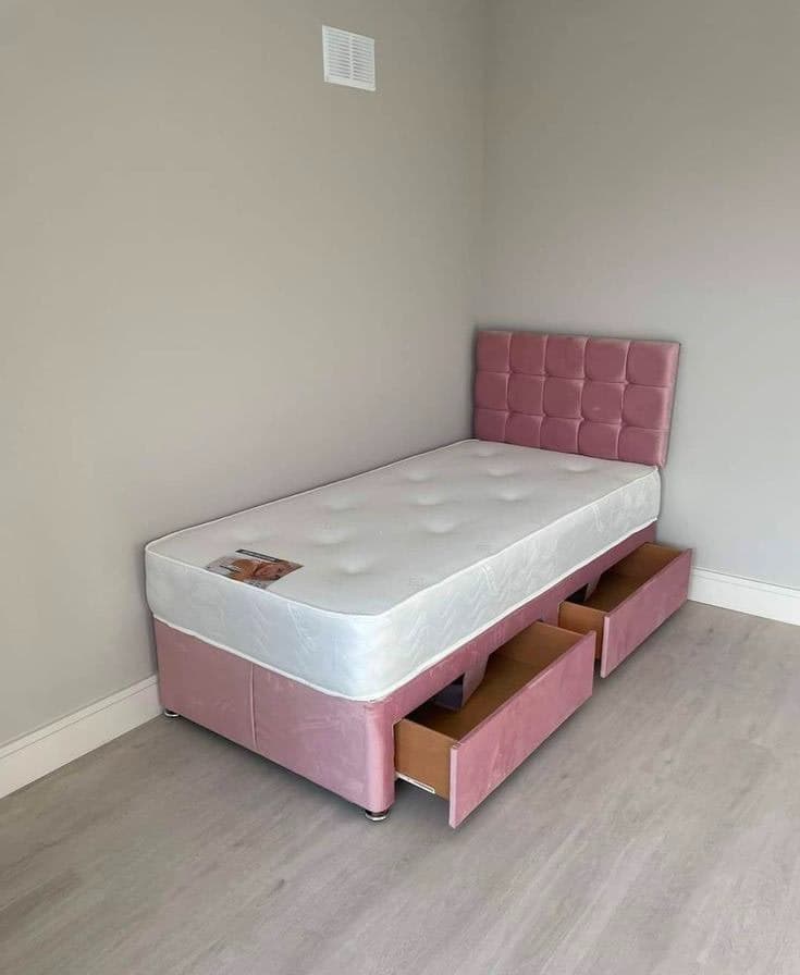 Elegant Pink Plush Velvet Divan Bed Set with Cube Tiled Headboard, 2 Drawers & Mattress