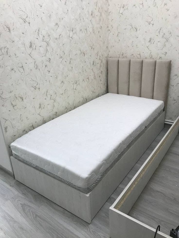 Verona Vertical Paneled Single Divan Bed with Pull-Out Trundle & Mattress