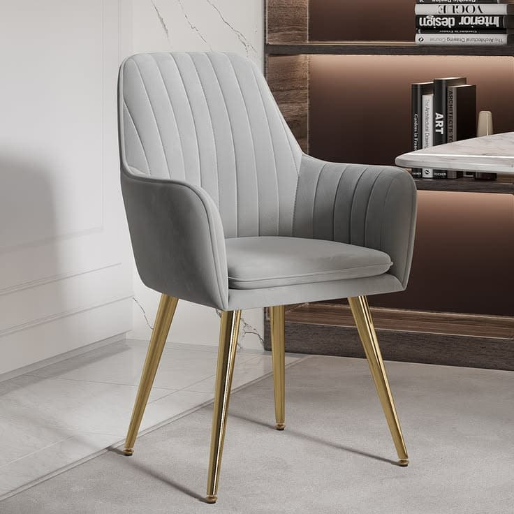 Modern Dining Chair Light Gray Velvet Upholstered Dining Chair with Arms (Single)