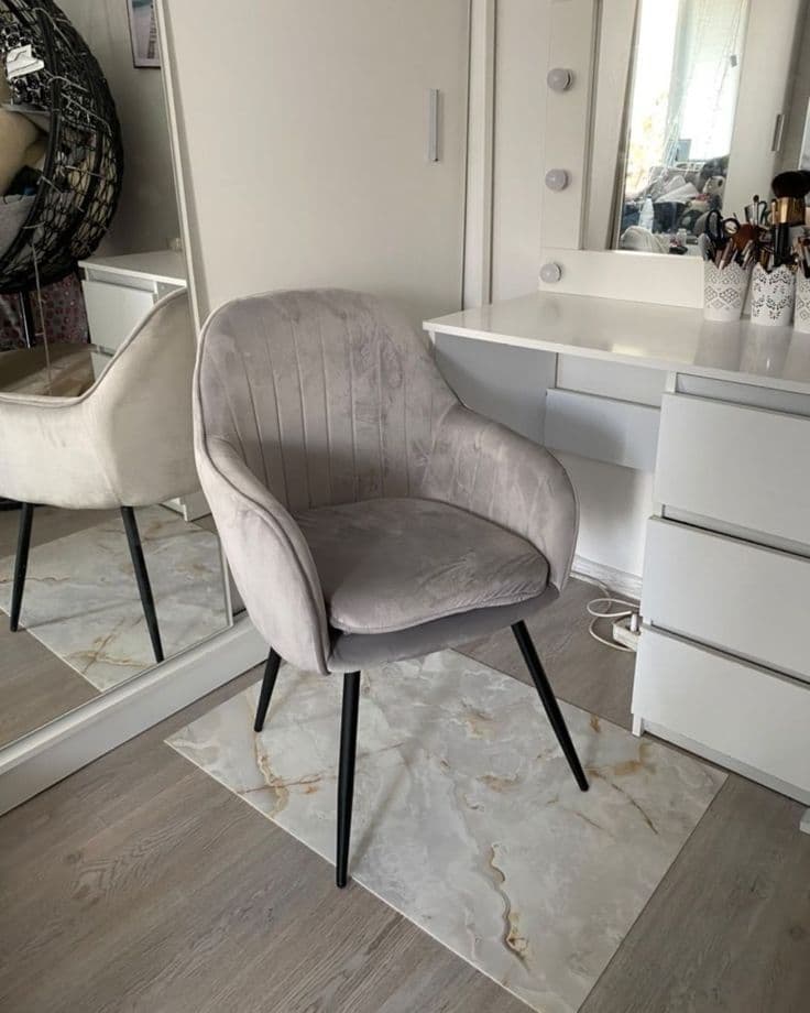 Light Grey Velvet Armchair Dining Chair with Black Metal Legs